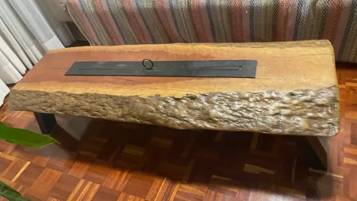 Mesa de centro rústica com lareira ecológica