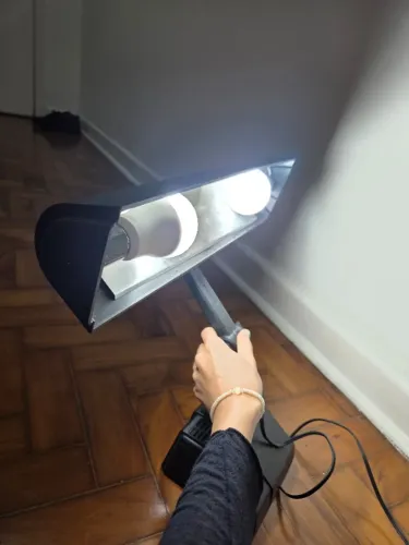 Luminária de Mesa Articulada 2 Lâmpadas