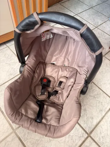Bebê Conforto Galzerano Universal 0+ até 13kg - Segurança e Conforto para seu Bebê