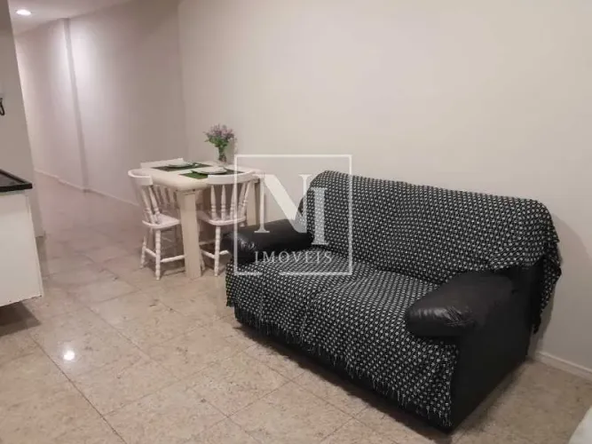 Apartamento : / Residencial / Copacabana