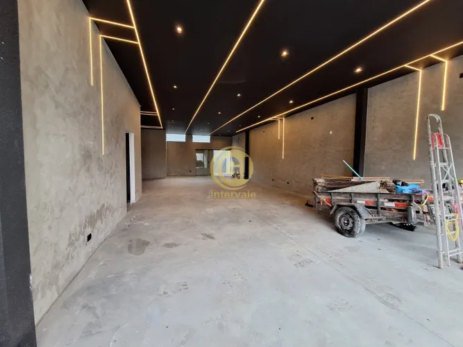 Ponto comercial para locação no Setville Altos de São José. 120m², pé-direito alto, 3 banh