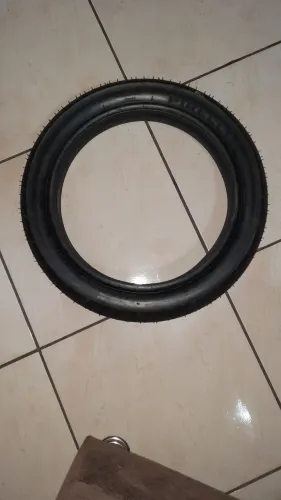 Pneu PCX 90/90/14 Pirelli diablo semi novo.