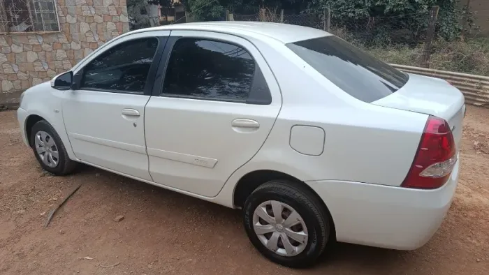 Toyota Etios XS Sedan 1.5 Flex 16V 4P Mec. 2016