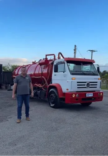 Caminhão Limpa Fossa com qualidade e rapidez.