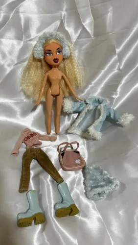 Boneca Bratz Cloe Wintertime Wonderland