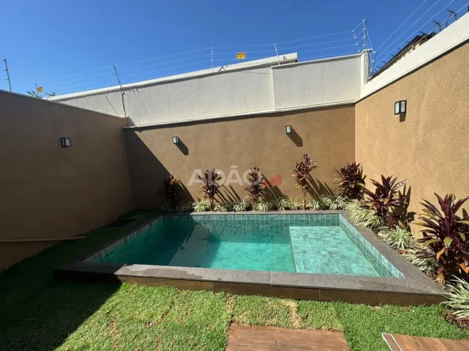 Sobrado Novo- Jardim América Sobrado com 3 Quarto(s) e 3 banheiro(s) à Venda, 186.95 por R