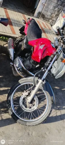 Vendo moto Honda 125 cc