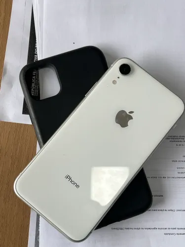 iPhone XR 