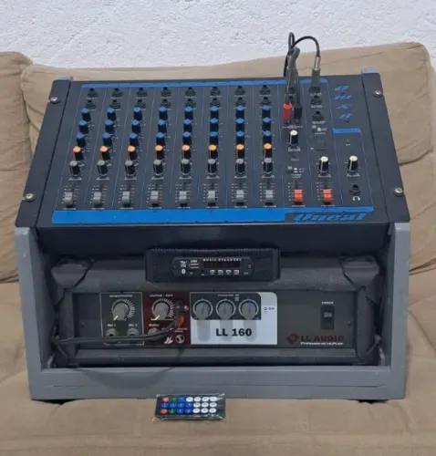 Mesa 8 canais, amplificador, Usb bluetooth e caixas de 12".