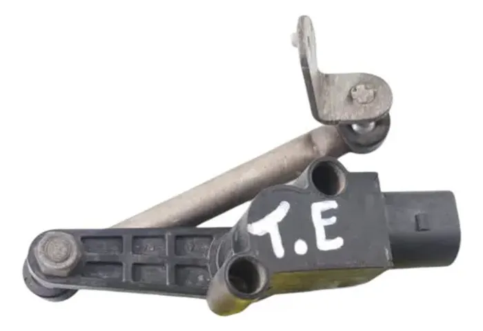 Sensor Nível Suspensão Traseira Esquerda Audi A4 2.0 2011