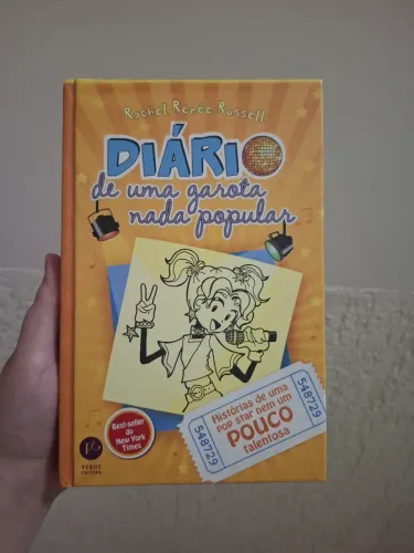 Diário de Uma Garota Nada Popular 3