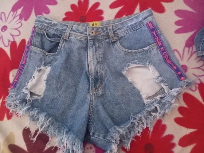 Shorts jeans usados feminino