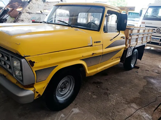 Ford F-1000 Super Diesel / Super Diesel Turbo 1983