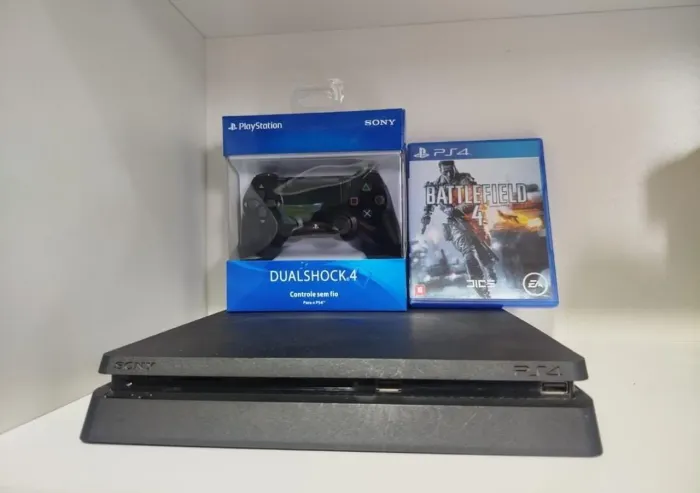 PS4 SLIM 1 TB COM GARANTIA DE 3 MESES - SOMOS LOJA FÍSICA.