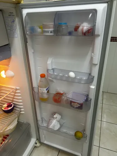 GELADEIRA