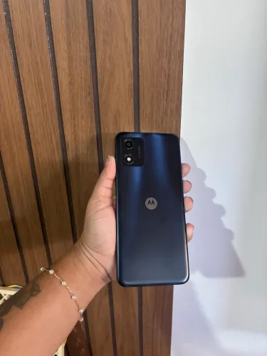 Vendo Motorola E13 