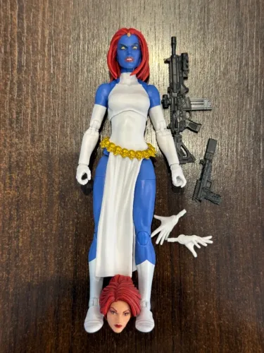 MARVEL LEGENDS MISTICA RETRO 