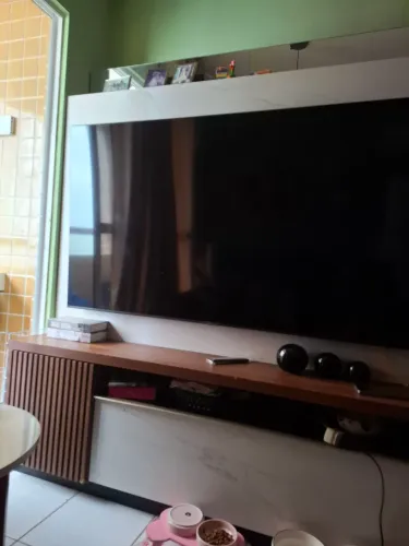 Vendo um Home usado não faço entrega. 