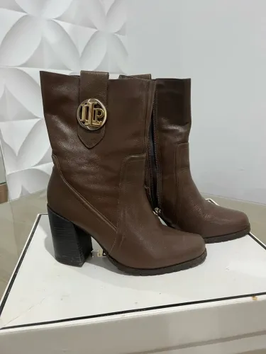 Bota Feminina Lança Perfume Marrom - Tamanho 37