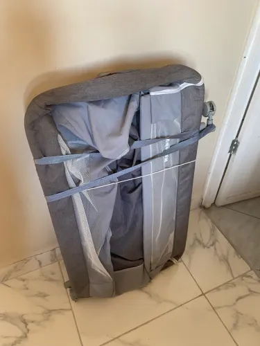 Berço que acopla na cama safety