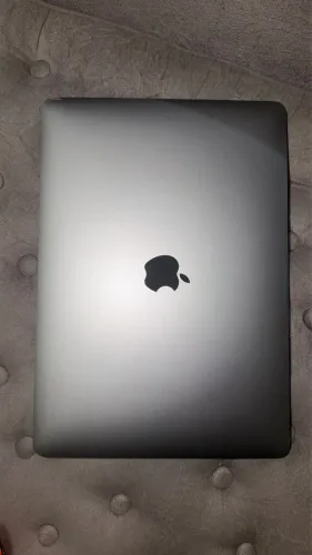 MACBOOK AIR 2019