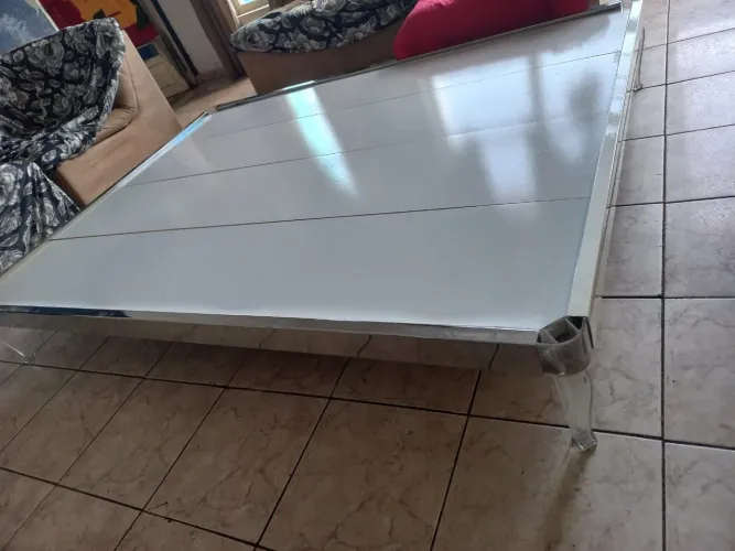 Box + colchão de molas 