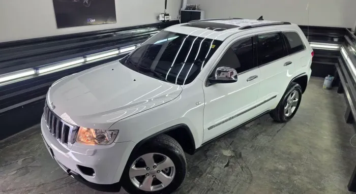 Jeep Grand Cherokee Limited 3.0 TB Dies. AUT 2013