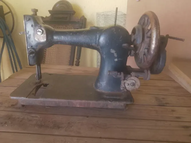 Antiguidade Máquina de costura manual