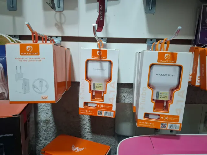 Carregador de celular Top