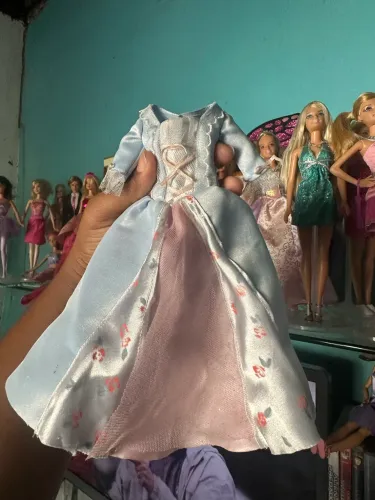 Vestido artesanal para Barbie 