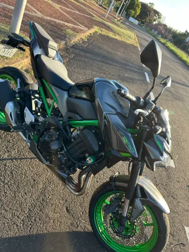 Z900 único dono!
