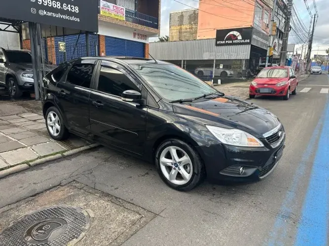 Ford Focus 2.0 16v/se/se Plus Flex 5P Aut. 2013