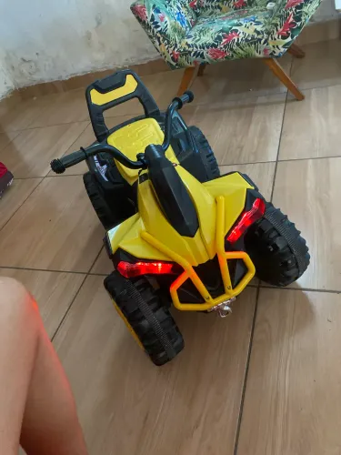 Triciclo elétrico
