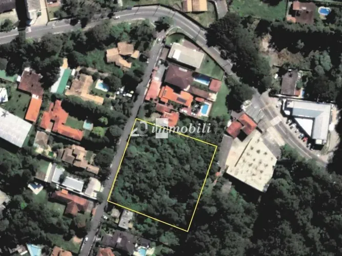 Terreno à venda em Carapicuíba, Granja Viana, com 4900 m², Chácaras do Lago