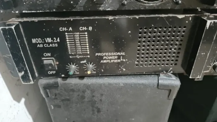 Amplificador de potência profissional 2400 watts 