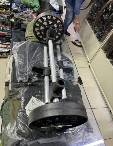 Carrinho para transportar caiaque REGULÁVEL