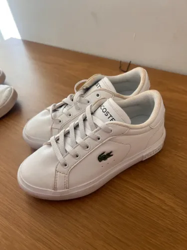 Tênis infantil Lacoste 26