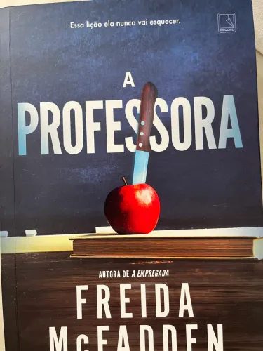 A PROFESSORA