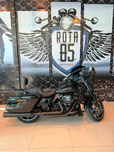 HD - STREET GLIDE