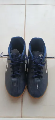 Chuteira Umbro