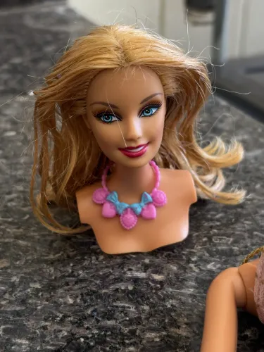 cabeça swapping styles barbie cutie