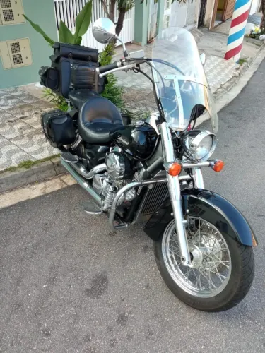 Shadow 750 - 2006 - 61.129 km - R$ 31.000,00