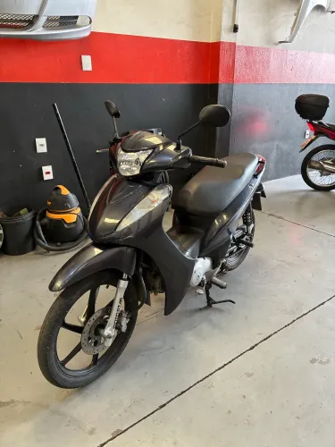 Vende-se Honda Biz 2017