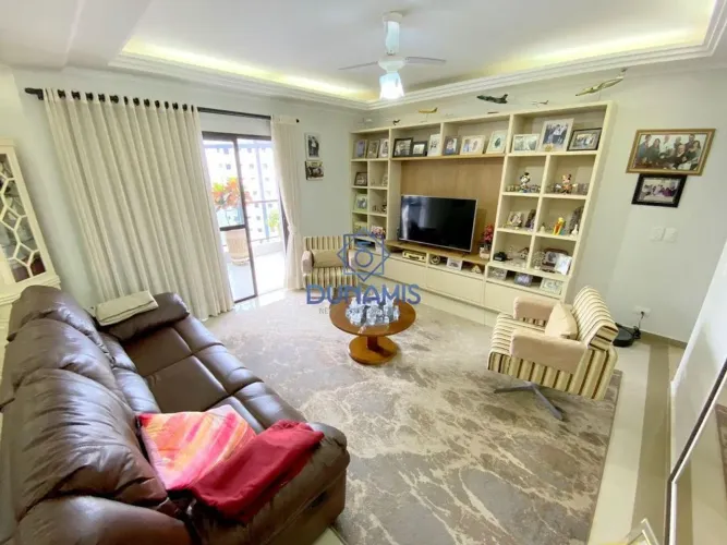 Apartamento à Venda em Pitangueiras, Guarujá - SP