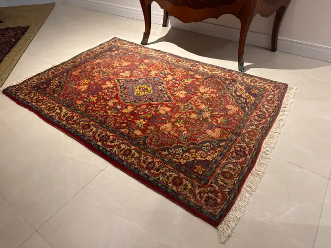 Tapete persa feito à mão 1,52 x 1,06 em perfeito estado