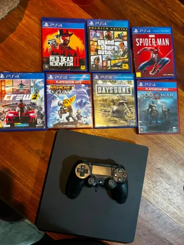 PLAYSTATION 4 1T
