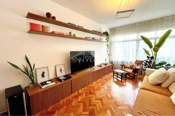 Apartamento : / Residencial / Leblon