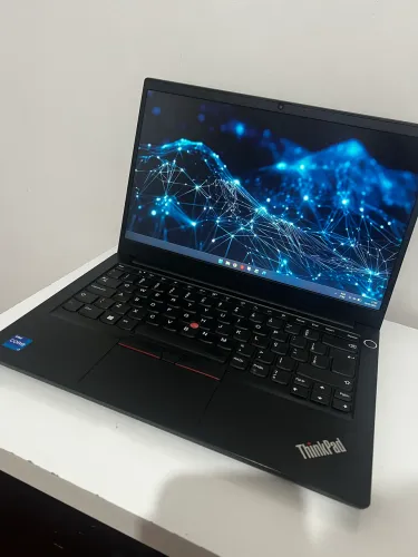 Notebook Lenovo ThinkPad i7 11ª Geração | 16GB | SSD 512GB | Ultra Rápido