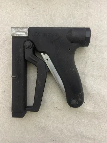 Grampeador profissional Rocama
