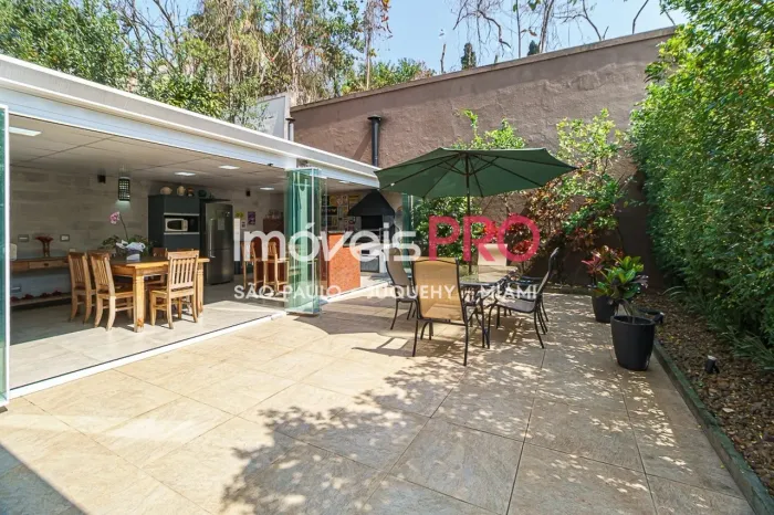 Casa 355m2 4 vagas